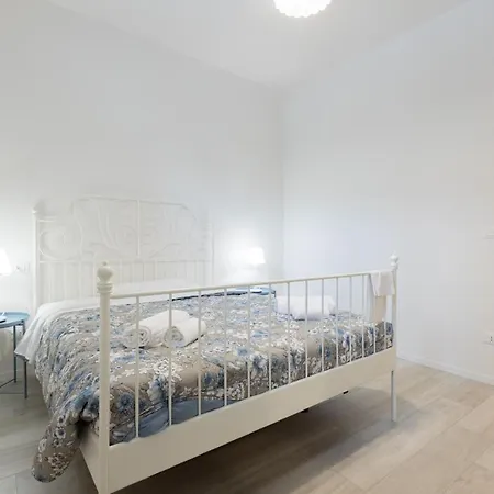 Andreini, By Short Holidays