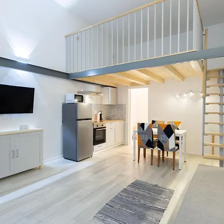 Andreini, By Short Holidays Appartement *