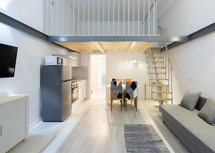 Andreini, By Short Holidays アパート ボローニャ