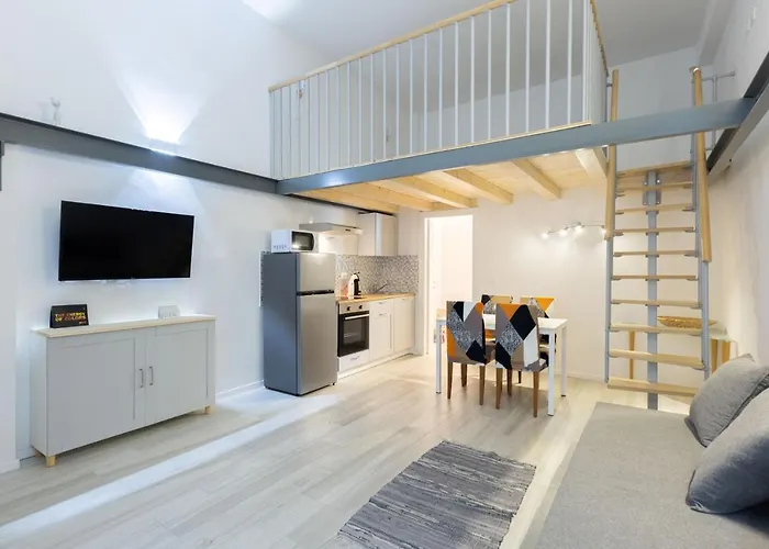 Andreini, By Short Holidays アパート *